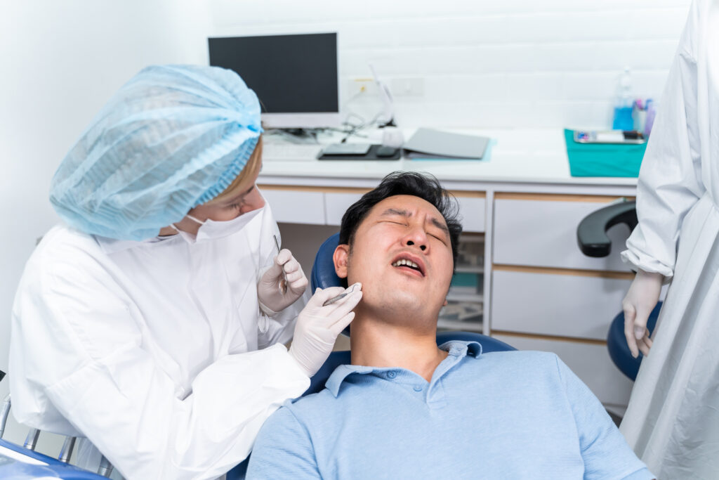 Safe Ways to Manage Dental Pain