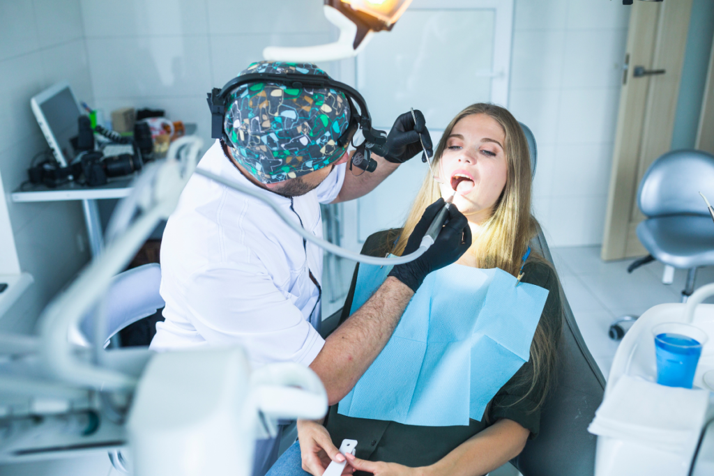 How an Emergency Dentist Helps Save Teeth and Relieve Pain